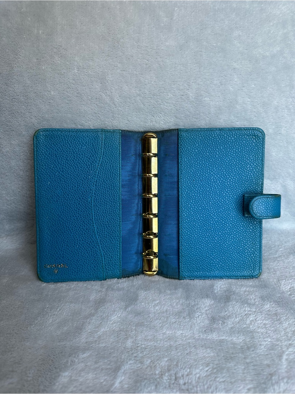 đ CHANEL Vintage Blue Caviar Leather Agenda Planner Cover CC Logo đ - Picture 7 of 14